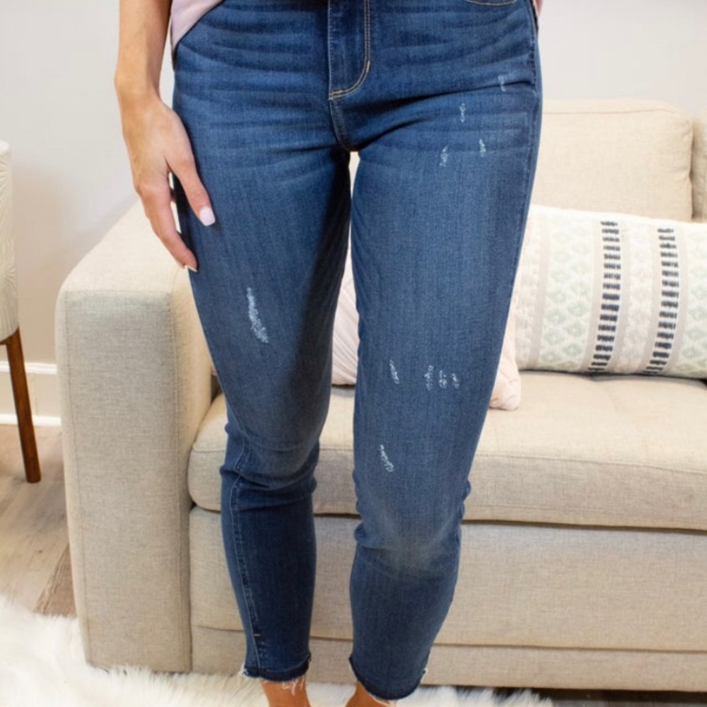 CELLO Jeans •High Rise,raw hem •Size: 11 🚭Smoke Free Home •Like New never worn